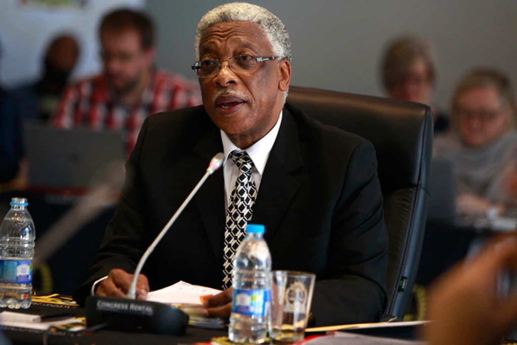 Mengo says she reciprocated Mbenenge’s sexual messages ‘to satisfy him for peace at work’