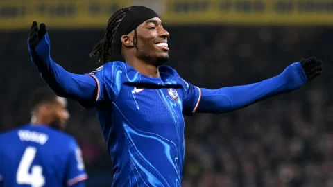 Chelsea beat Wolves to end five-game winless run