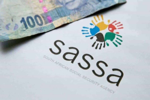 Sassa and FNB step in to assist social grant recipients with Ithala accounts, but there may be SRD delays