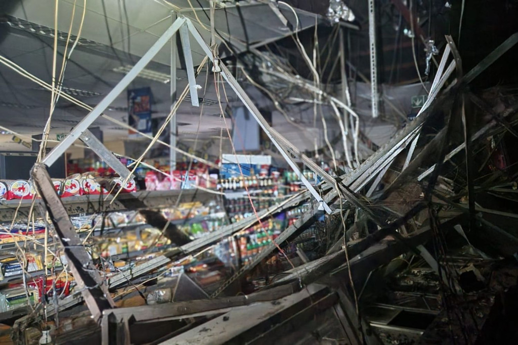 No injuries reported after fire engulfs building in Tshwane