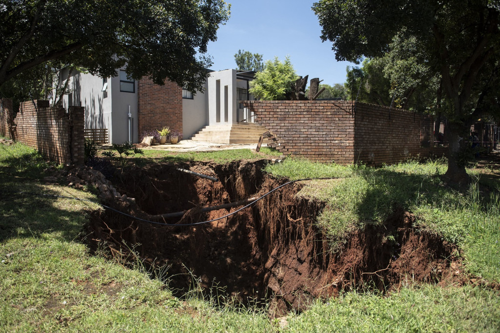Tshwane’s road crisis deepens amid potholes and sinkholes
