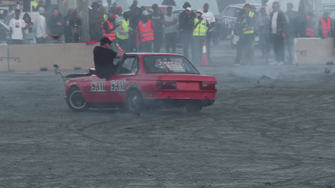 WATCH: Magician David Blaine hangs off a spinning car in Brakpan
